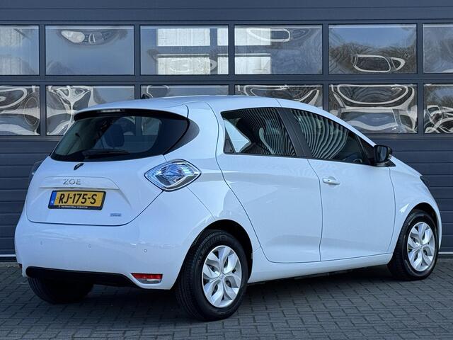 Renault ZOE R90 LIFE 41 kWh I KOOPACCU I AUTOMAAT I CRUISE CONTROL I NAVIGATIE I KEYLESS ENTRY