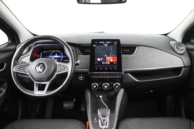 Renault ZOE R135 Intens Business 52 kWh Koop Accu|Snel laden| LED Verlichting| Winter Pack| Groot Media Scherm|