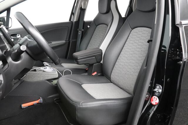 Renault ZOE R135 Intens Business 52 kWh Koop Accu|Snel laden| LED Verlichting| Winter Pack| Groot Media Scherm|