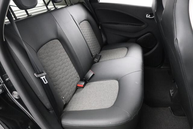 Renault ZOE R135 Intens Business 52 kWh Koop Accu|Snel laden| LED Verlichting| Winter Pack| Groot Media Scherm|