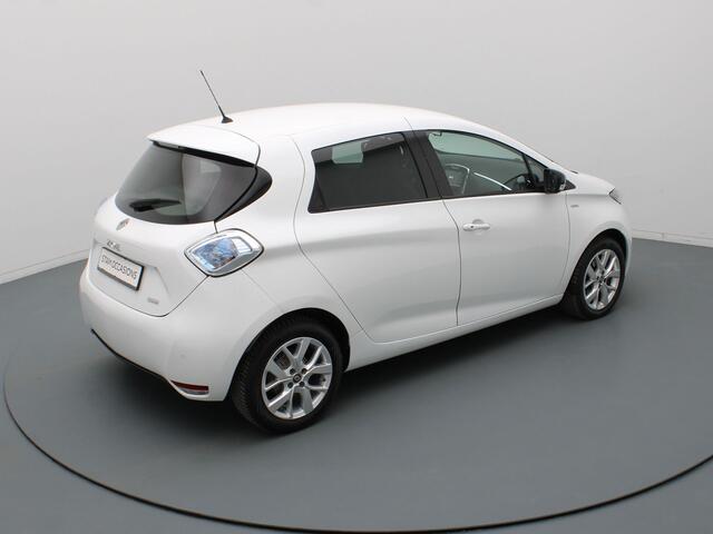 Renault ZOE R110 Limited 41 kWh KOOPBATTERIJ Camera | Climate | Navi | Parksens. achter | 16" Velgen