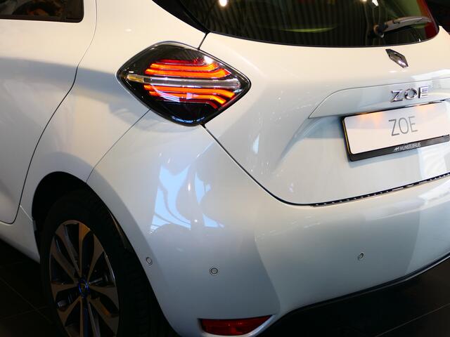 Renault ZOE R135 Intens 52 kWh *Stoel + stuurverwarming* - Navi, cruise, camera, sensor v+a