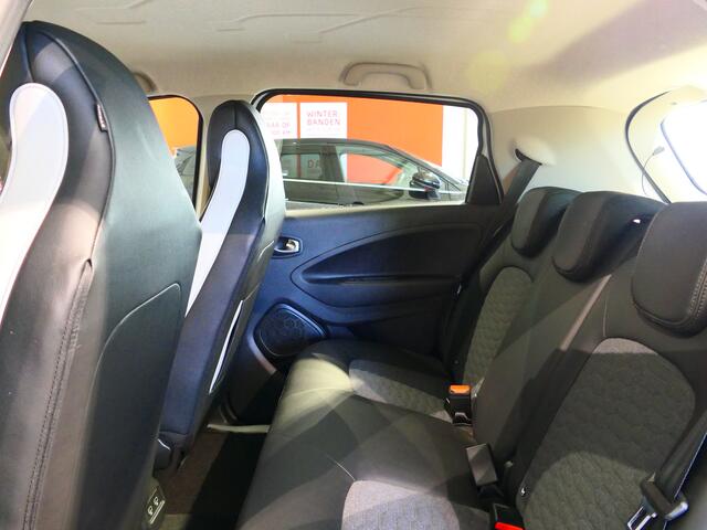 Renault ZOE R135 Intens 52 kWh *Stoel + stuurverwarming* - Navi, cruise, camera, sensor v+a