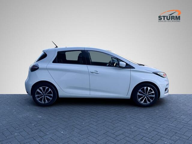Renault ZOE R135 Intens 52 kWh | Navigatie | Camera | Dodehoek Detectie | Stoelverwarming | LED Koplampen | Apple Carplay/Android Auto | Rijklaarprijs!