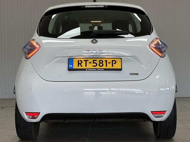 Renault ZOE R90 Life 41 kWh/ Koopaccu!/ Navi/ Clima/ Cruise/ Elek. pakket/ Isofix/ Bluetooth/ Multi. LEDER. Stuur/ LED Dagrijverl.