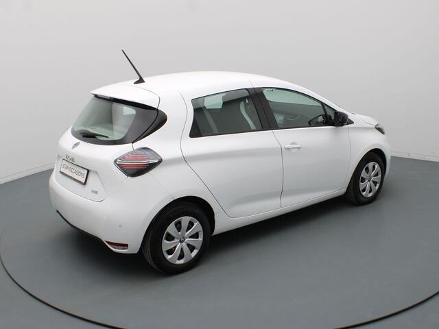 Renault ZOE R110 Life Carshare 52 kWh Cruise | Climate | Carplay | Navi | Parkeersens. achter