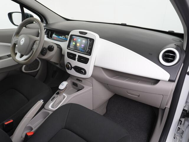 Renault ZOE R90 41kWh EIGEN ACCU 93pk AUT. Navi ECC Apple Carplay Android WiFi-vb. LED EBD Multi-Media.vb. Bluetooth Apps Interieur-Koeling/Voorverwarming ESP Achteropkomend verkeer waarschuwing BAS Hill-Hold CruiseControl ESP R90 Life 41 kWh Isofix Bluetooth Led Ori