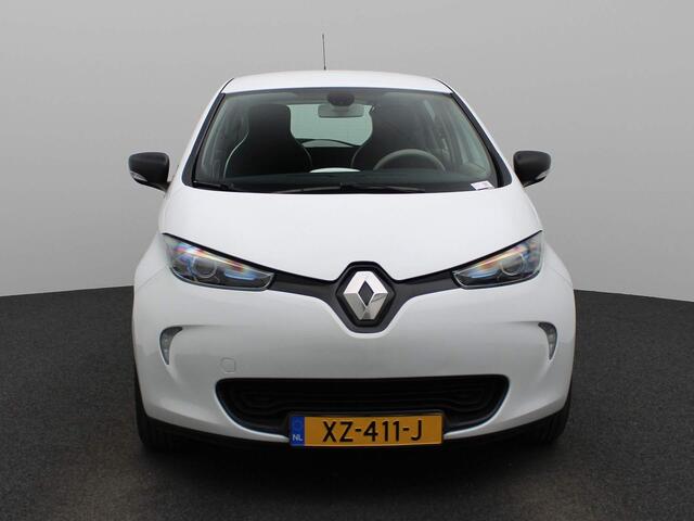 Renault ZOE R90 Life 41 kWh | Incl. Koopaccu | PDC Achter | Licht- & Regensensor | Full-Map Navigatie | Cruise Control & Snelheidsbegrenzer | Climate Control | Keyless