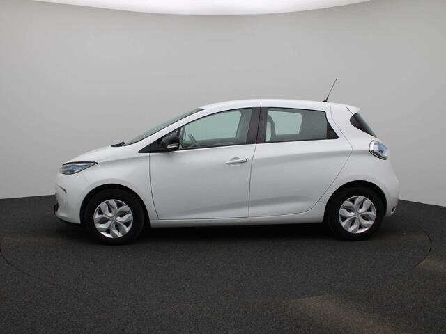 Renault ZOE R90 Life 41 kWh | Incl. Koopaccu | PDC Achter | Licht- & Regensensor | Full-Map Navigatie | Cruise Control & Snelheidsbegrenzer | Climate Control | Keyless