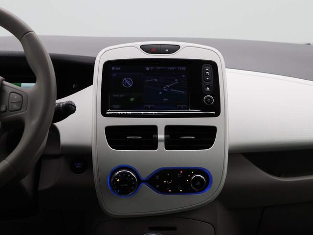 Renault ZOE R90 Life 41 kWh | Incl. Koopaccu | PDC Achter | Licht- & Regensensor | Full-Map Navigatie | Cruise Control & Snelheidsbegrenzer | Climate Control | Keyless