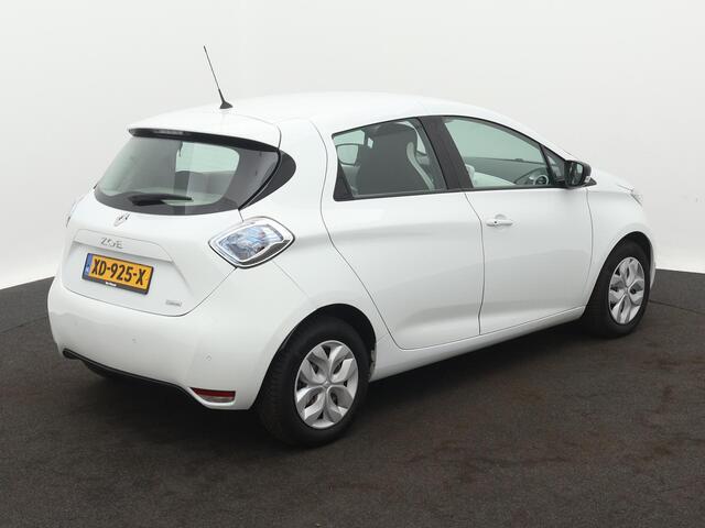 Renault ZOE R90 Life 41 kWh | KOOPACCU | Navigatie |