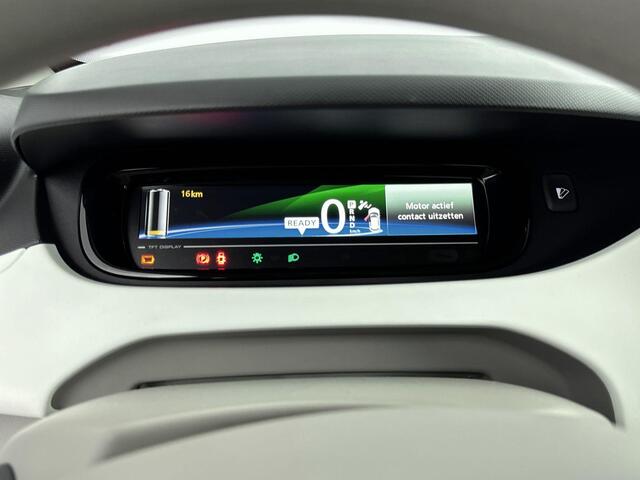 Renault ZOE R90 Life 41 kWh | Incl. Koopaccu | PDC Achter | Licht- & Regensensor | Full-Map Navigatie | Cruise Control & Snelheidsbegrenzer | Climate Control | Keyless