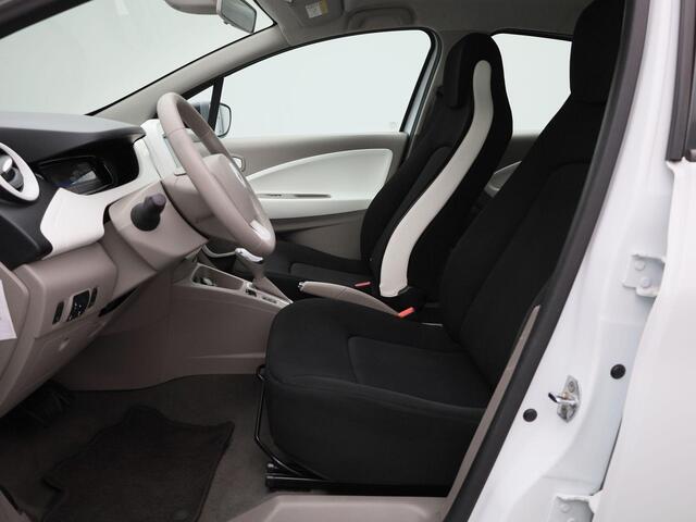 Renault ZOE R90 Life 41 kWh | INCL.KOOPACCU|PDC | Navigatie | Climat control |
