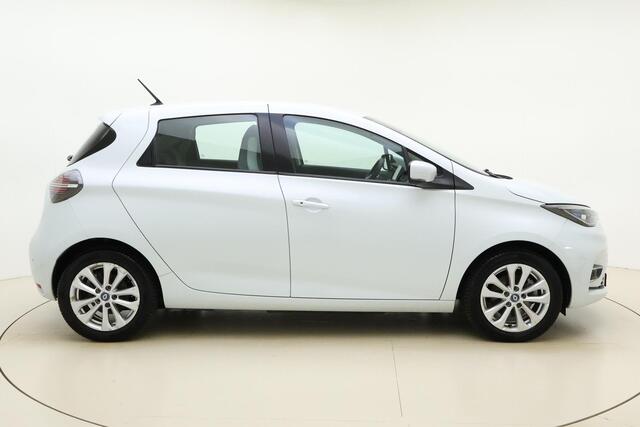 Renault ZOE R135 Intens 52 kWh 100% Elektrisch | Eigen Accu | Camera | Navigatie | Climate Control | Licht metalen velgen | Parkeersensor | 1e eigenaar