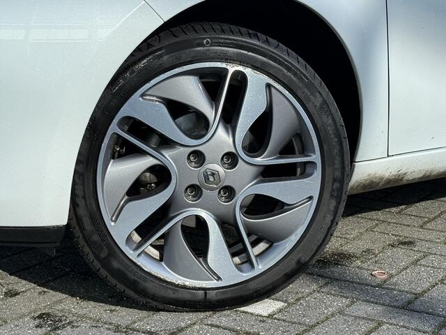 Renault ZOE R110 Limited 41 kWh (Koopaccu) (Hoge instap) Camera | Navigatie | Dealer Onderhouden