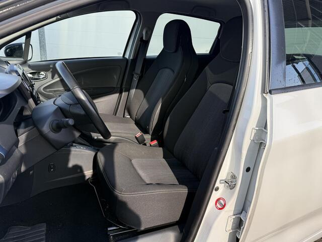 Renault ZOE R110 Limited 41 kWh (Koopaccu) (Hoge instap) Camera | Navigatie | Dealer Onderhouden