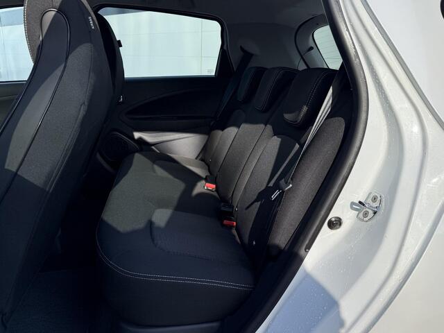 Renault ZOE R110 Limited 41 kWh (Koopaccu) (Hoge instap) Camera | Navigatie | Dealer Onderhouden
