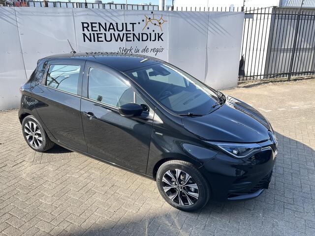 Renault ZOE R135 Limited 52 kWh / AIRCO / NAVIGATIE / PARKEERSENSOREN / APPLE CARPLAY ANDROID AUTO