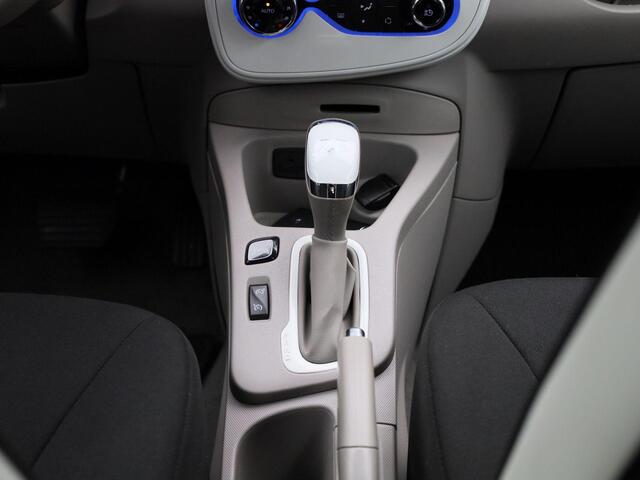 Renault ZOE R90 Life 41 kWh | INCL.KOOPACCU | NAVIGATIE | PARKEERSENSOREN | CLIMATE CONTROL | CRUISE CONTROL | BLUETOOTH |