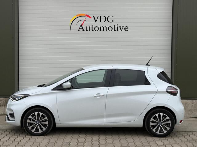 Renault ZOE R110 Intens 52 kWh Batterij koop / Climate Control / 16" Lm velgen / Navigatie Full map / CarPlay / parkeer Sensoren achter / Privacy glas