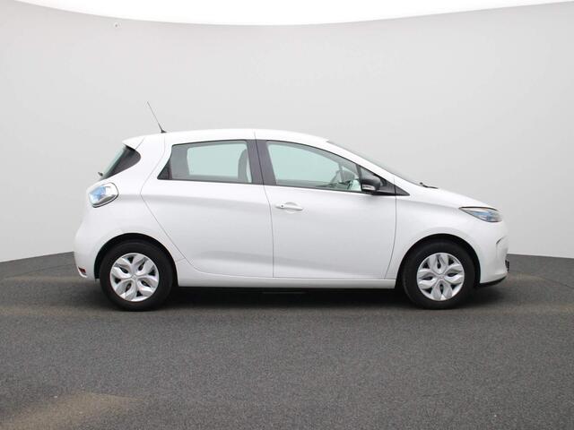 Renault ZOE R90 Life 41 kWh | INCL.KOOPACCU | PARKEERSENSOREN | NAVIGATIE