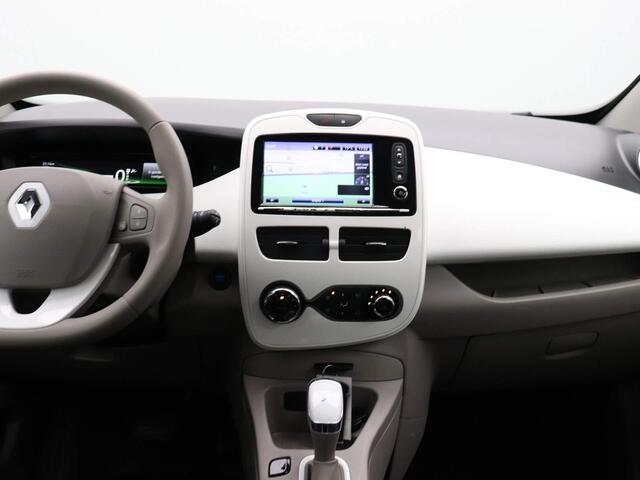 Renault ZOE R90 Life 41 kWh | INCL.KOOPACCU | PARKEERSENSOREN | NAVIGATIE