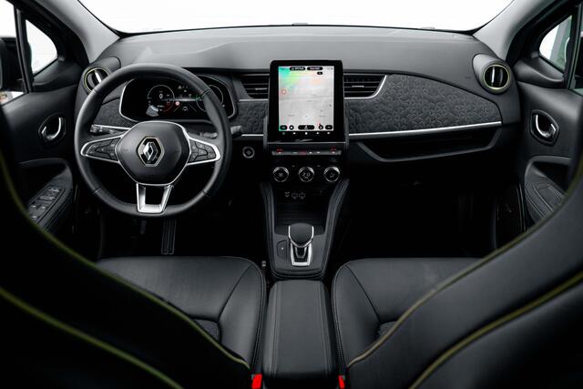 Renault ZOE R 135 PK Iconic 52 kWh | Bose geluid | Lederen bekleding | Groot scherm | Stoel en stuur verwarming |