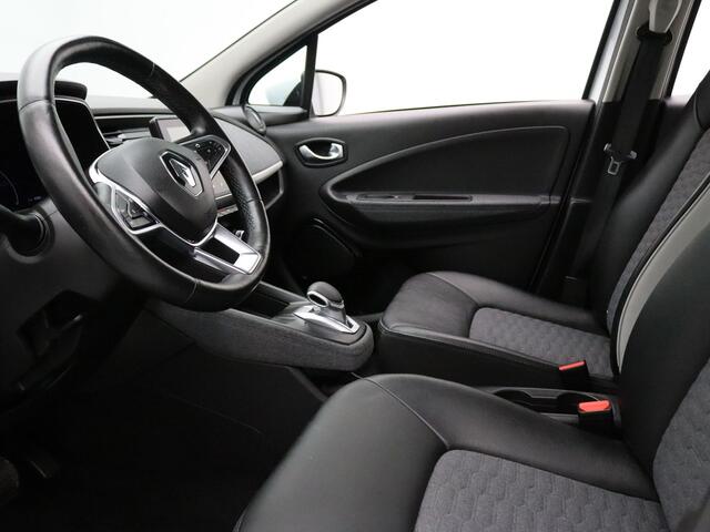 Renault ZOE 110pk R110 Life 52 kWh (ex Accu) Automaat Camera | Cruise | Navi | Parkeersens. v+a | Stoel-/stuurverw. | Trekhaak