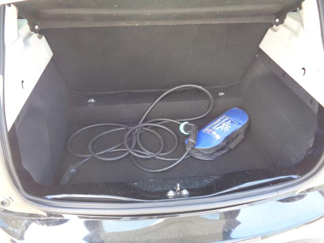 Renault ZOE Q90 Intens Quickcharge 41 kWh ( Incl Koop accu !!) Koopaccu, Ecc, navigatie, LM velgen