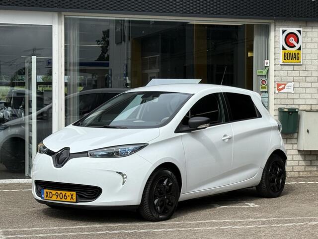 Renault ZOE R90 Life Black Line 41 kWh | NAP | Accu inclusief | Navigatie | Key-less | Cruise Control | Parkeersensoren | Climate Control | BT-Telefoonfunctie |