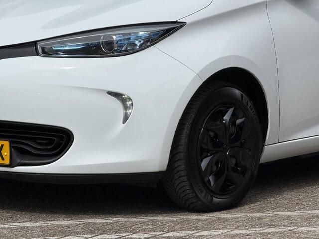 Renault ZOE R90 Life Black Line 41 kWh | NAP | Accu inclusief | Navigatie | Key-less | Cruise Control | Parkeersensoren | Climate Control | BT-Telefoonfunctie |