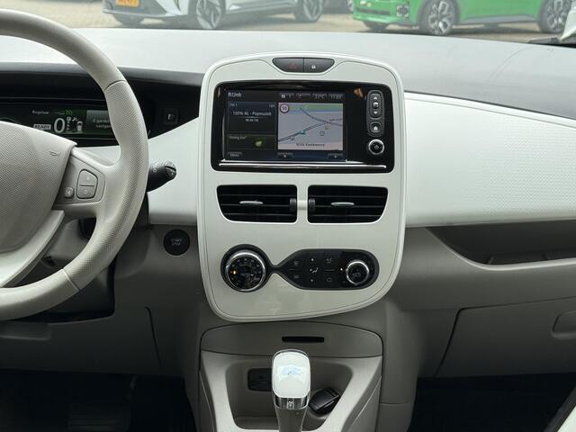 Renault ZOE R90 Life Black Line 41 kWh | NAP | Accu inclusief | Navigatie | Key-less | Cruise Control | Parkeersensoren | Climate Control | BT-Telefoonfunctie |