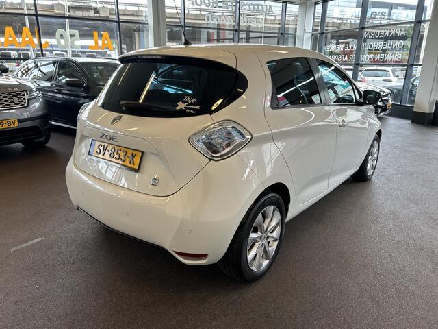 Renault ZOE R240 Intens 22 kWh (ex Accu) | Cruise control | Achteruitrijcamera | Navigatie | Climate control | Parkeersensoren