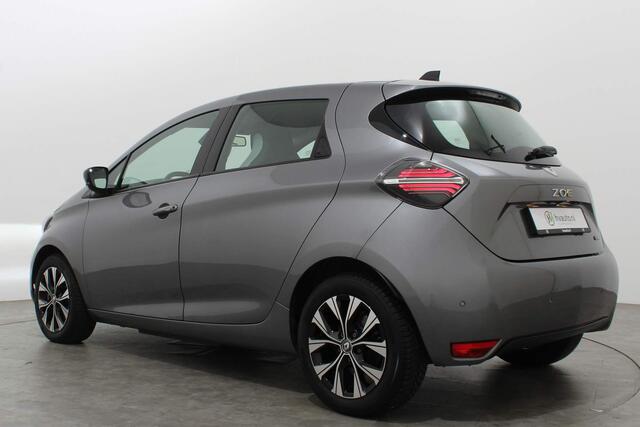 Renault ZOE R135 ZE 50 EVOLUTION ACCUKOOP | NU NOG SUBSIDIE!! | Navi | Clima | Stoelverwarming | PDC v/a