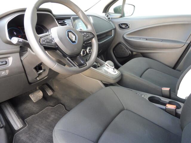 Renault ZOE R110 Life 52 kWh Koopaccu | Cruise | LED | Keyless go | Géén rijklaarmaakkosten.