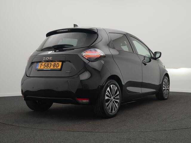Renault ZOE R135 Iconic 52 kWh - RIJKLAARPRIJS - Achteruitrijamera - Stoel- en stuurverwarming - CCS-snelladen!
