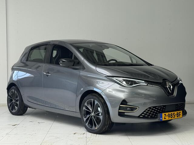 Renault ZOE R135 Iconic 52 kWh | Navigatie | Camera | Stoel + stuurverwarming | Warmtepomp |