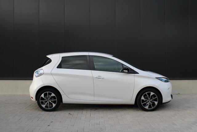 Renault ZOE R90 Intens 41 kWh - Navi - Cruise - PDC - Camera - Bluetooth - Rijklaar