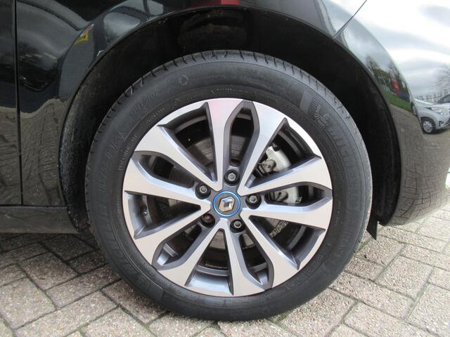 Renault ZOE R135 Zen 52 kWh (ex Accu) | Airco | Apple Carplay | Parkeersensoren | Incl. BOVAG Garantie | LED Dagrijverlichting | Keyless Entry |