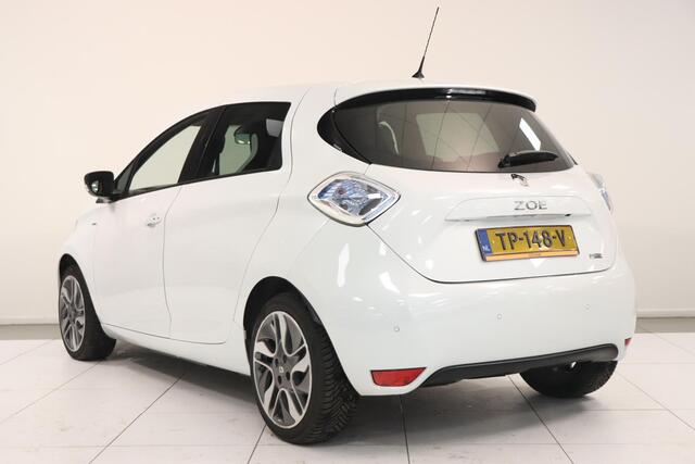 Renault ZOE R110 Bose 41 kWh (Accu huur) | BOSE audio | Camera | Leder | Climate control | Stoelverwarming | SoH 92,1% | 17"Lichtmetaal |
