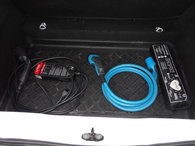 Renault ZOE R110 Life 52 kWh Koopaccu SOH 93.6%!