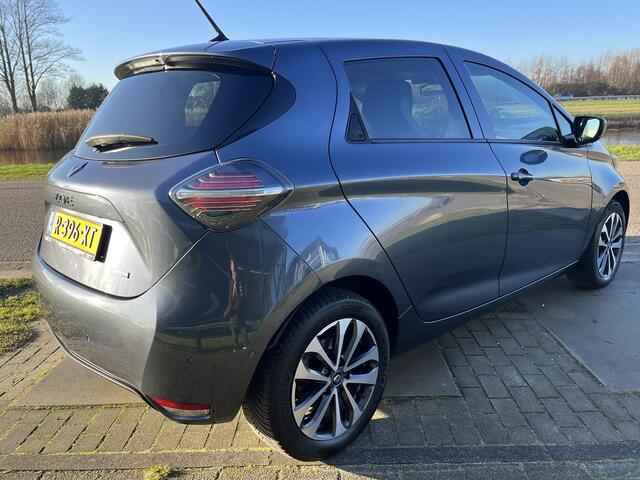 Renault ZOE E-TECH ELECTRIC R135 Intens 52 kWh / (Koopbatterij) / CCS-SNELLADER! / / Apple Carplay - Android Auto / Stoelverw. + Stuurverw. /