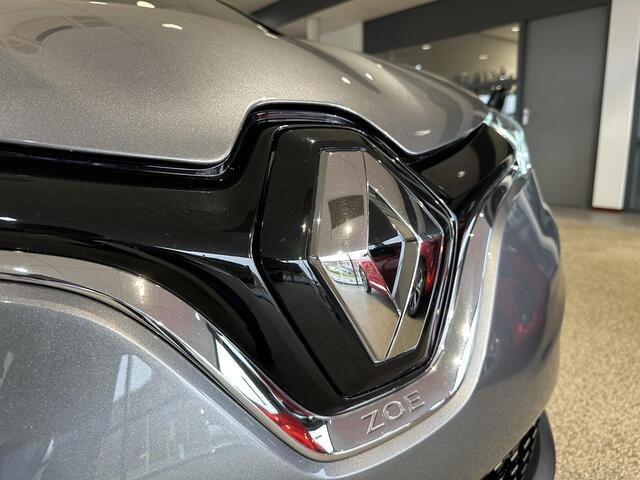 Renault ZOE R135 Iconic 52 kWh (Koop Accu) | CAMERA | PARKEERSENSOREN | CLIMATE CONTROL | CRUISE CONTROL | APPLE CARPLAY