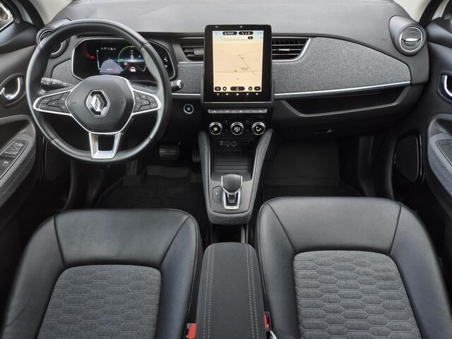 Renault ZOE R135 Intens 52 kWh Automaat / Dealer onderhouden / Koop Accu SOH 95,33% / Pack winter / Batterijgarantie 8jaar / Stuur- & Stoelverwarming / Achteruitrijcamera / Navigatie / Apple Carplay Android Auto / Cruise control /