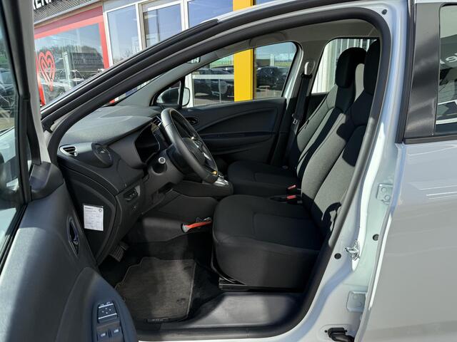 Renault ZOE R110 Life Carshare 52 kWh | NAP | Navigatie | Climate Control | DAB | Parkeersensoren | LED | Key-less | Cruise Control |