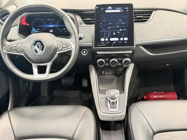 Renault ZOE Intens B-buy 52KWH R135 / Koopaccu / SOH 94% / Clima / Navigatie / Cruise Controle / Parkeer Camera / Carplay / 16" LM velgen / donker glas