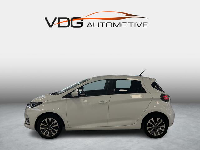 Renault ZOE Intens B-buy 52KWH R135 / Koopaccu / SOH 95% / Clima / Navigatie / Cruise Controle / Parkeer Camera / Carplay / 16" LM velgen / donker glas