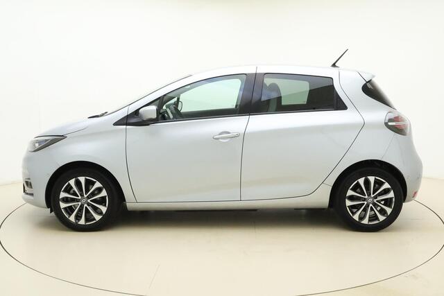 Renault ZOE R135 Intens 52 kWh | 395KM WLTP | Stoelverwarming | Parkeercamera | Navigatie | Parkeersensoren | Start/stopknop | Digital Instrumentenpaneel | Climate Control |
