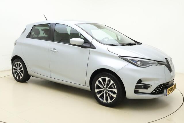Renault ZOE R135 Intens 52 kWh | 395KM WLTP | Stoelverwarming | Parkeercamera | Navigatie | Parkeersensoren | Start/stopknop | Digital Instrumentenpaneel | Climate Control |