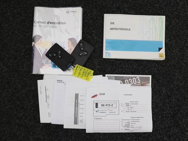 Renault ZOE Q90 Intens Quickcharge 41 kWh (Batterijhuur) / Navigatie / Cruise Control / SoH 88% / Historie aanwezig / LMV / Keyless Entry / prijs is excl Batterijhuur /